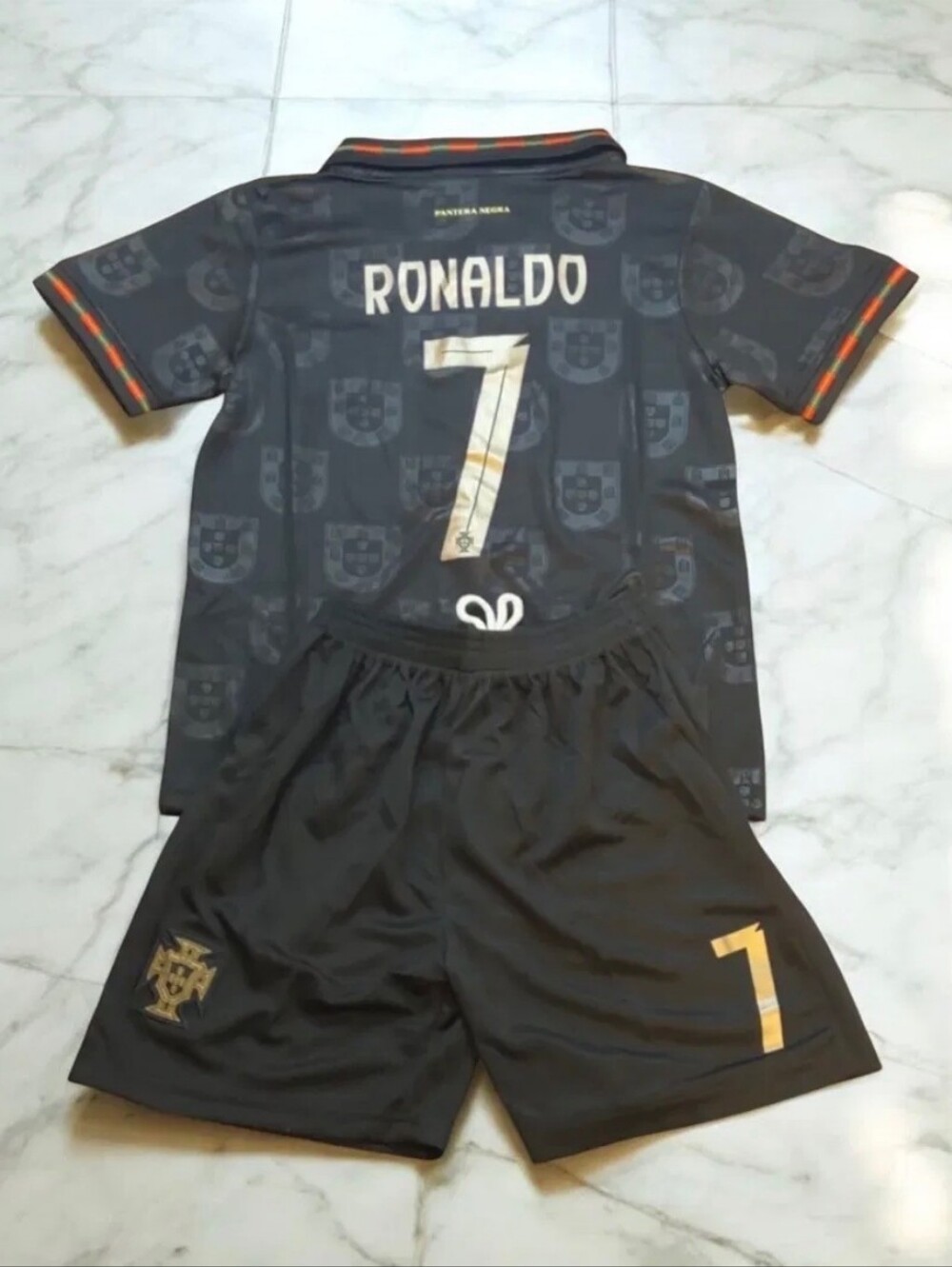 Ronaldo Portugal Pantera Negra Kids Kit #7 Jersey & Shorts